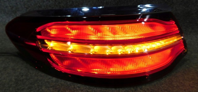 MERCEDES 2929064700 Фонарь задний левый в наличии Харьков