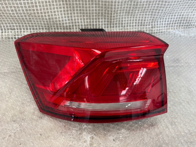 Фонарь задний 2GA945095 VAG