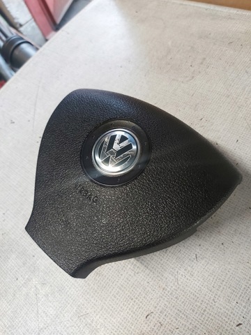 Подушка AIRBAG водительская 2K0880201F VAG