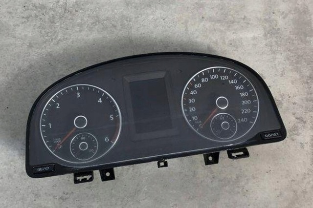 VAG 2K5920876K Панель приборов в наличии Ирпень