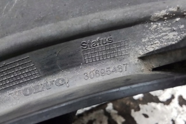VOLVO 30695487 в наличии Черновцы