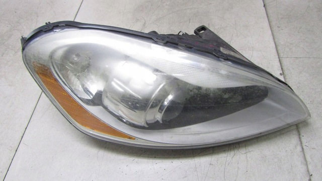 30763138 VOLVO Фара правая купить в Днепр