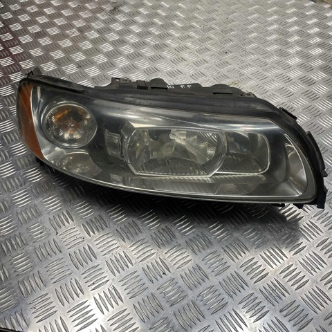 30784255 VOLVO Правая фара купить в Тернополь