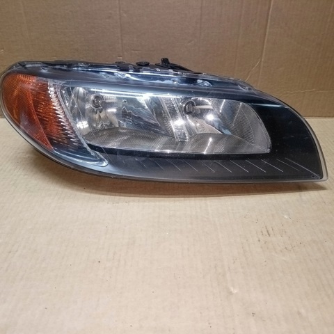 30796138 VOLVO Фара правая купить в Черновцы