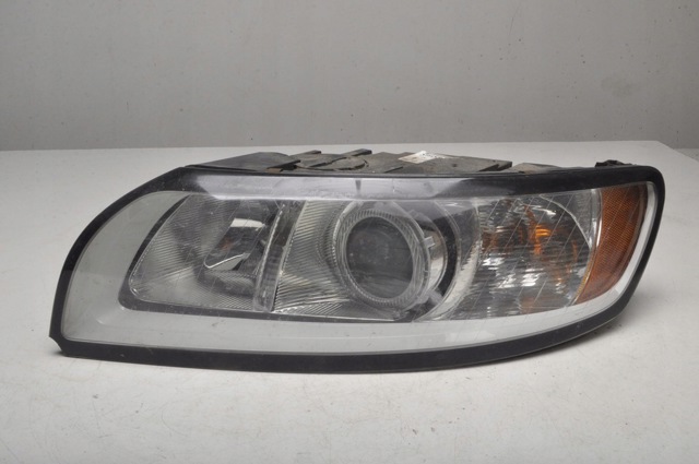 VOLVO 31265700 Левая фара в наличии Львов