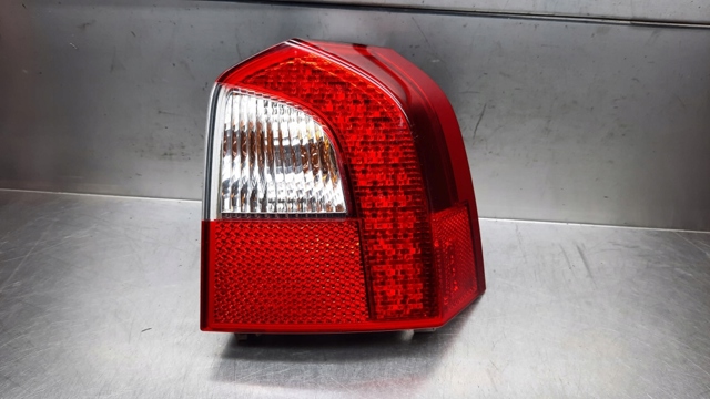 VOLVO 31395073 Фонарь задний правый внешний в наличии Ужгород