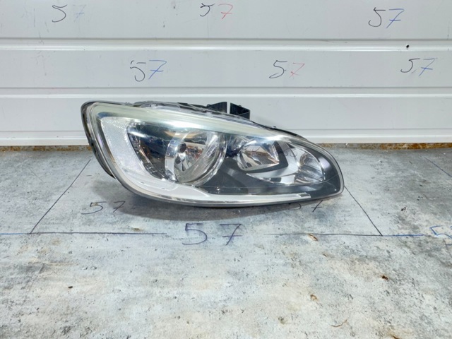 VOLVO 31420116 Правая фара в наличии Запорожье