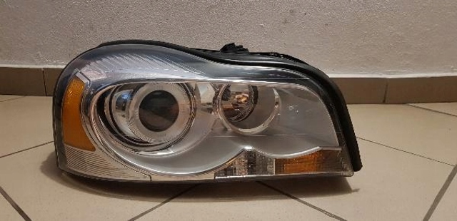 Вставка фары правой 31446869 VOLVO