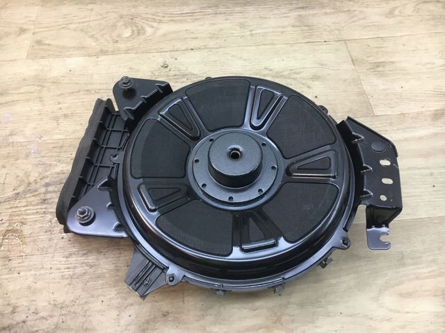 31456259 VOLVO Сабвуфер купить в Черновцы