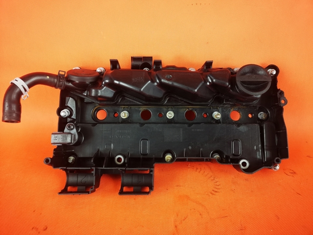 31461860 VOLVO Крышка клапанная купить в Черновцы