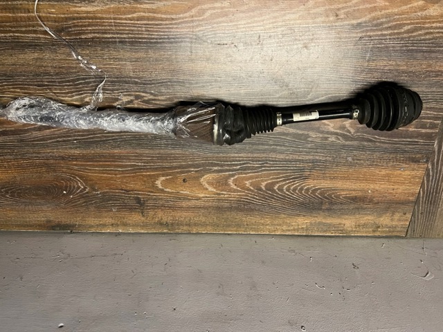 31607618682 BMW Правая полуось купить в Хмельницкий