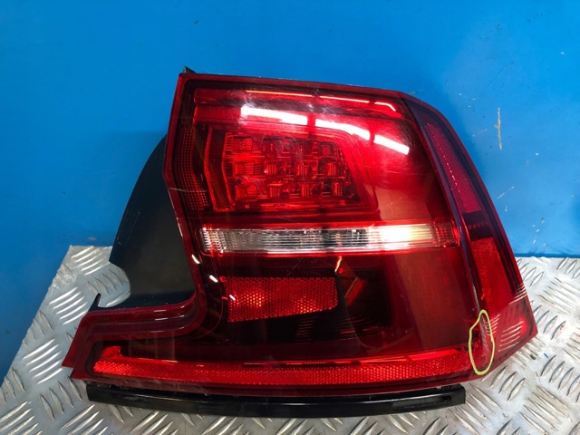 VOLVO 31656776 Фонарь задний правый внешний в наличии Павлоград