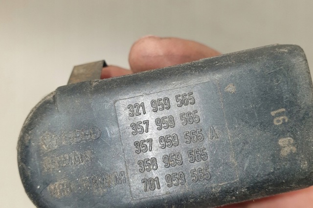 321959565 VAG Регулятор зеркал купить в Кривой Рог