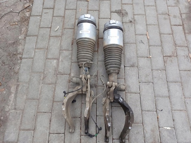 32269548 VOLVO Амортизатор передний левый купить в Николаев