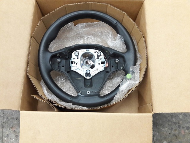 Рулевое колесо 32306879175 BMW