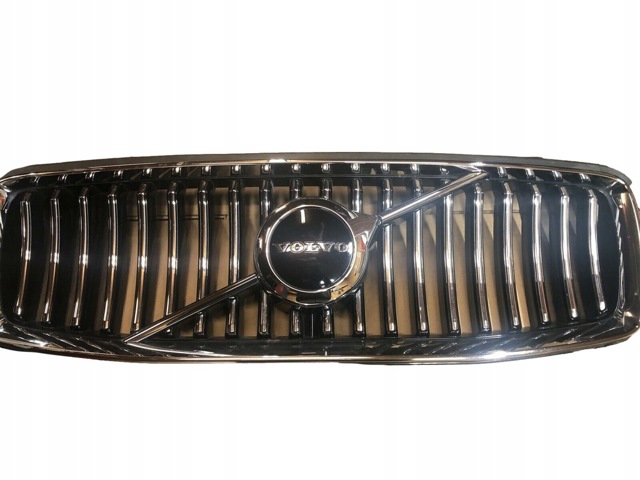 Облицовка радиатора 32368153 VOLVO