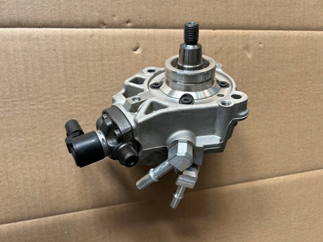HYUNDAI 331002U000 ТНВД в наличии Чернигов