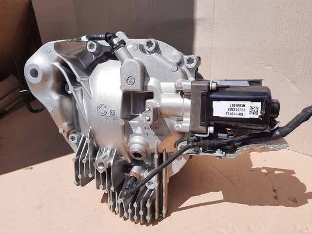 33108686981 BMW купить в Каменское