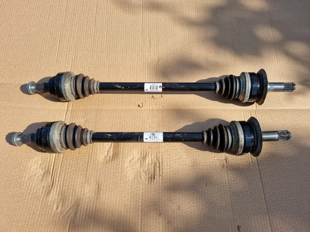 BMW 33207581022 Полуось задняя правая в наличии Харьков