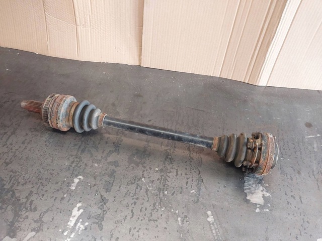 Приводы задних колес 33211229235 BMW