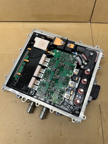 HYUNDAI 366011XFM0 Инвертор тока в наличии Днепр