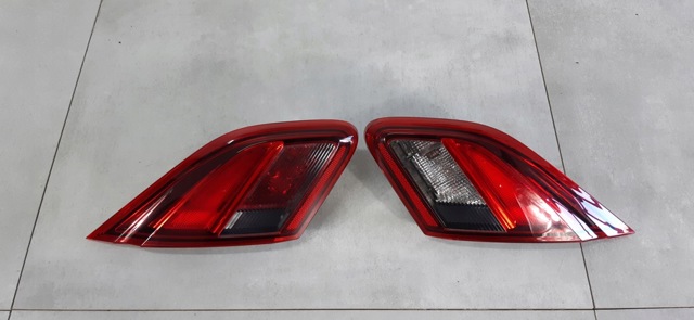 Задняя левая внутренняя фара 39012623 OPEL