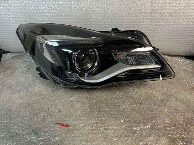 39031208 Opel