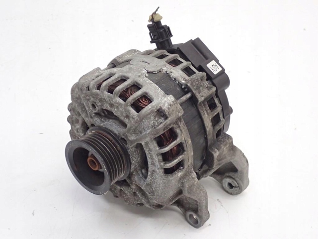 OPEL 39047352 Генератор в наличии Николаев