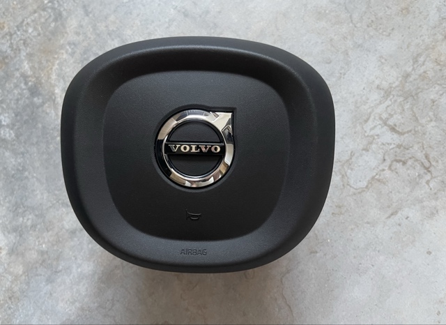 39834784 VOLVO Подушка безопасности (AIRBAG) водительская купить в Хмельницкий
