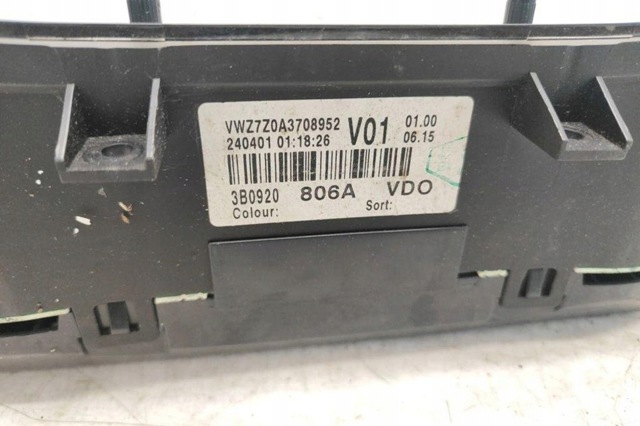 VAG 3B0920806A Панель приборов в наличии Чернигов