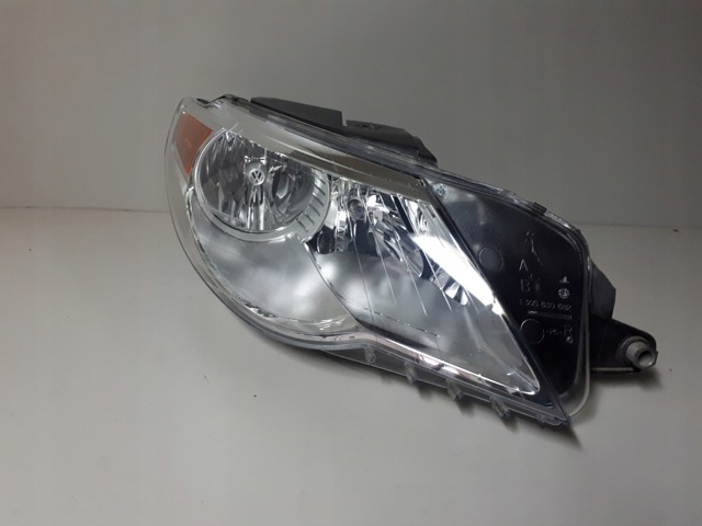 3C8941006F Фара правая купить Полтава