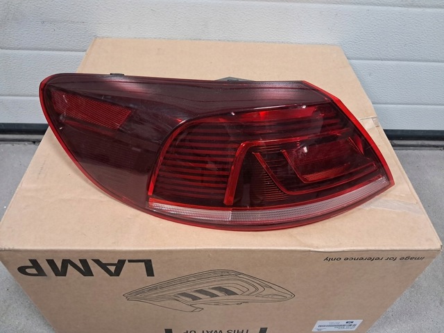 VAG 3C8945207T Фонарь задний левый внешний в наличии Винница