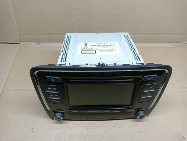 VAG 3T0035156G Магнитола (радио AM/FM) в наличии Днепр