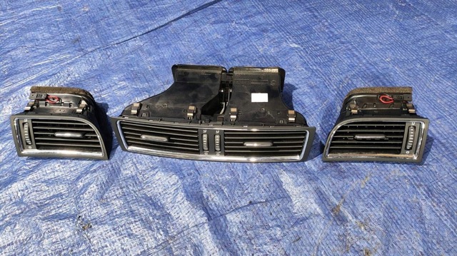 3T0820951A VAG Воздуховод (распределитель воздуха под 