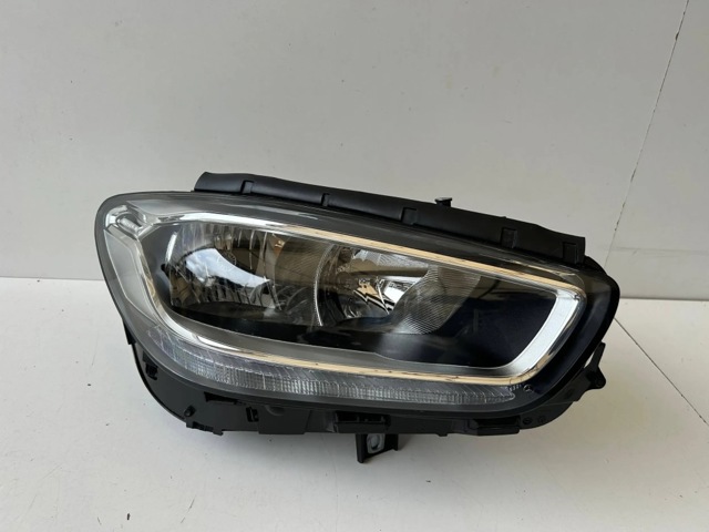 A4209060100 MERCEDES Правая фара купить в Запорожье