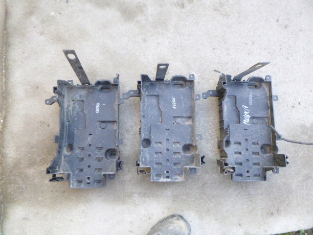 Подставка аккумулятора 42334926 OPEL