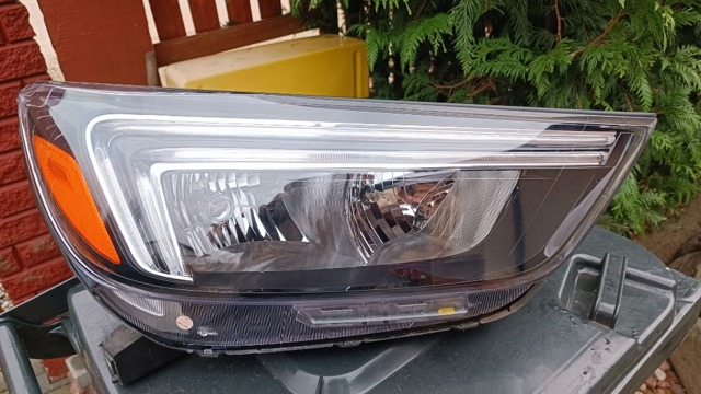 Вставка фары правой 42589993 MARKET (OEM)