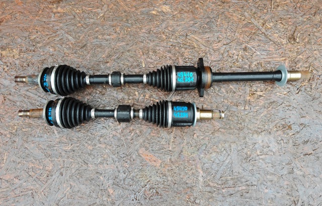 4341042391 TOYOTA Правая полуось купить в Чернигов
