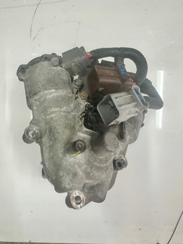 HYUNDAI 438002B000 в наличии Кривой Рог