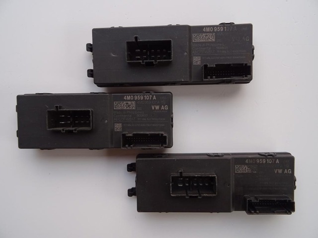 4M0959107A VAG купить в Украина