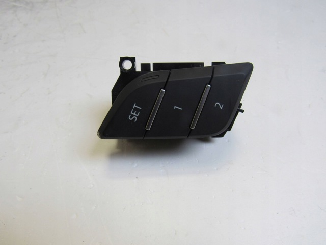 4M0959770A VAG купить в Ровно