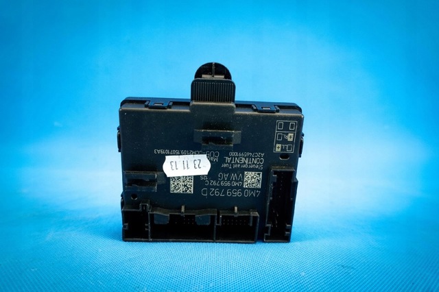 4M0959792D VAG Блок комфорта передней двери купить в Одесса