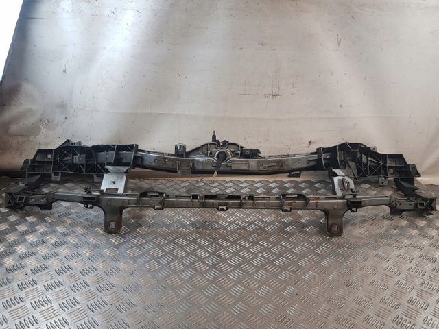 FORD 4M518B041AJ Рамка радиатора в наличии Сумы