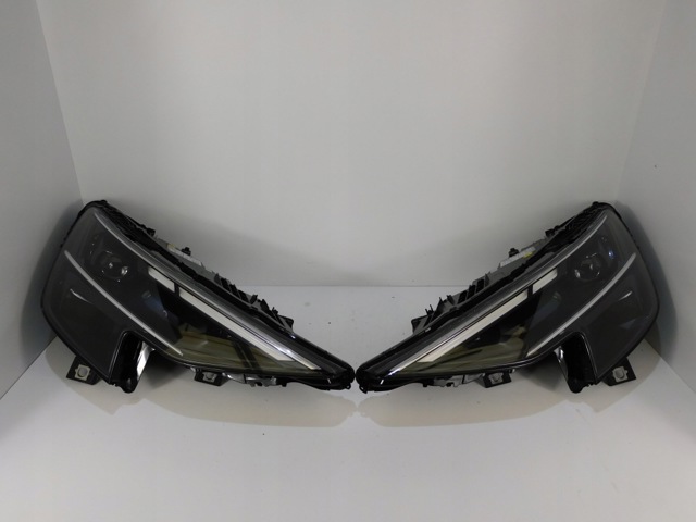 4M8941011 VAG купить в Винница