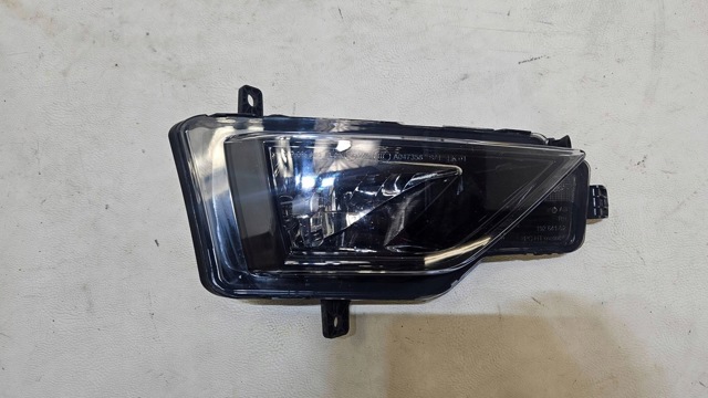 VAG 510941662D Фара противотуманная правая в наличии Днепр