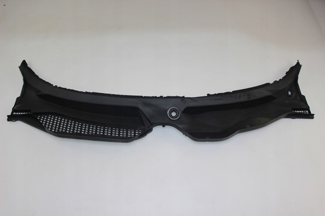 Решетка дворников 51717017022 BMW