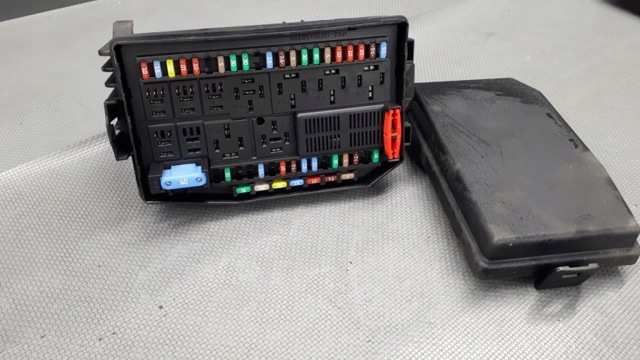 518882204 JAGUAR купить в Ужгород