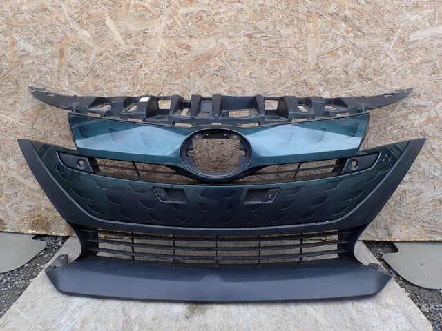 Решетка радиатора 5310147041 TOYOTA