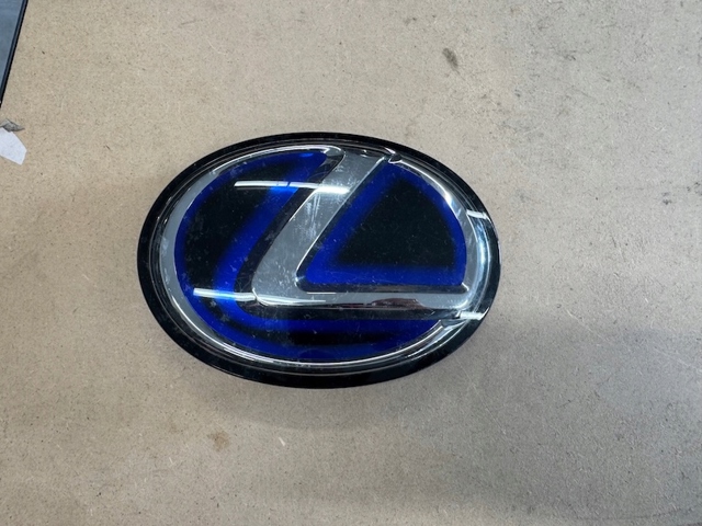 TOYOTA 5314148110 Эмблема решетки радиатора в наличии Черновцы
