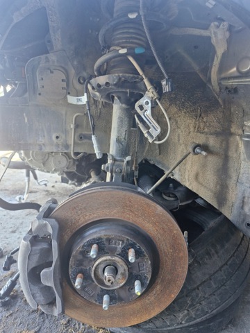 HYUNDAI 54661J7000 Амортизатор передний правый в наличии Хмельницкий